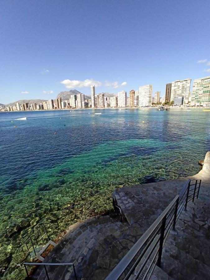 Estudio Primera Linea Con Acceso Privado Al Mar Benidorm Eksteriør billede