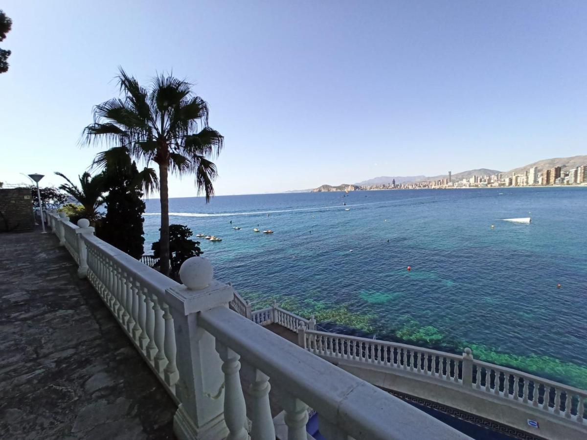 Estudio Primera Linea Con Acceso Privado Al Mar Benidorm Eksteriør billede